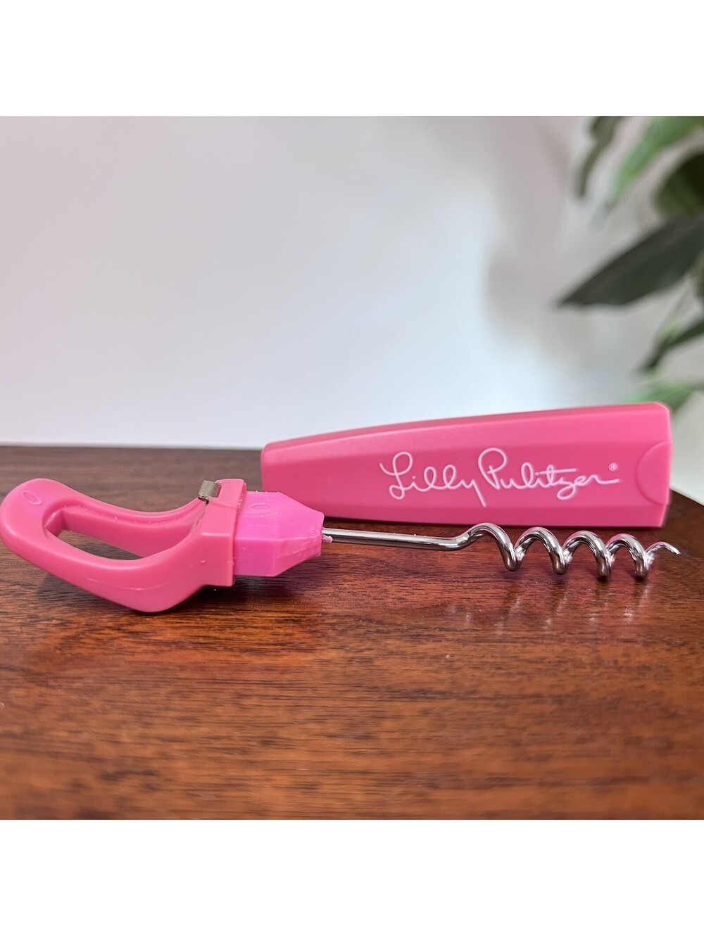 Lilly Pulitzer Pink Bottle Wine Opener Cork Screw Device Summer Vacation Beach